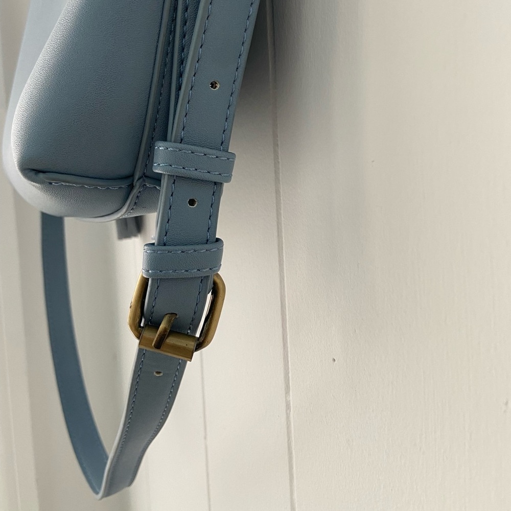 Anthropologie Blue Bag with Tortoise Handle & Fringe - Picture 7 of 11